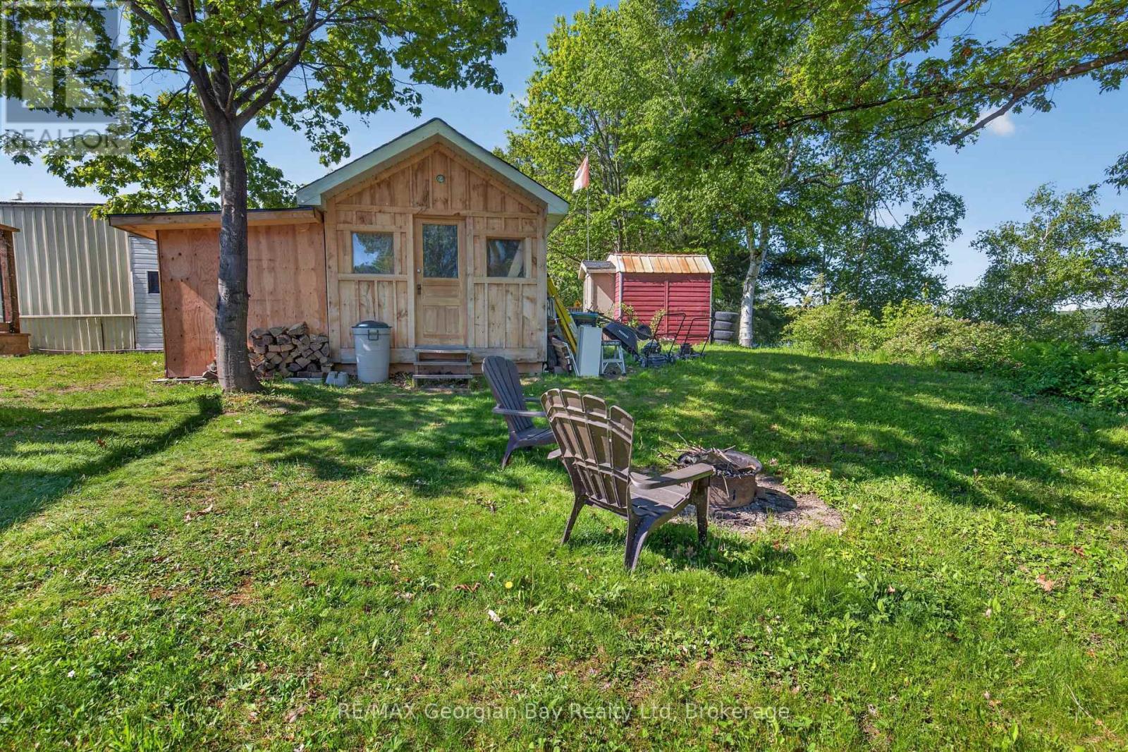 24 Lakeshore Road, Midland, ON