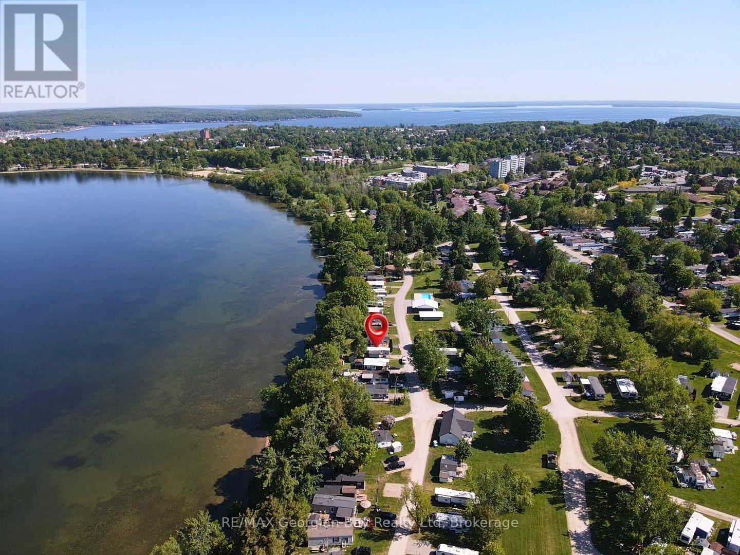 24 Lakeshore Road, Midland, ON