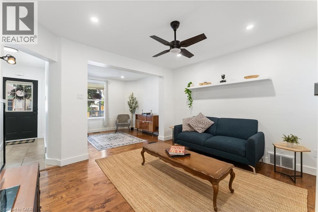 160 Britannia Avenue, Hamilton, ON
