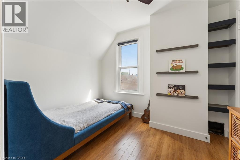 160 Britannia Avenue, Hamilton, ON