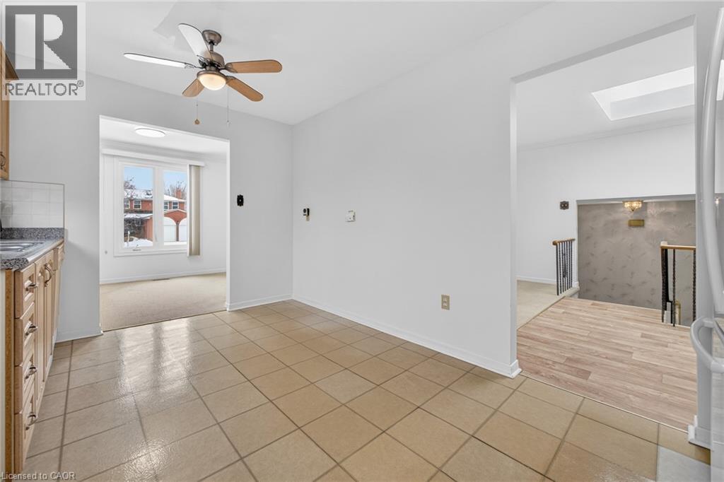 305 Pinegrove Road, Oakville, ON - Indoor