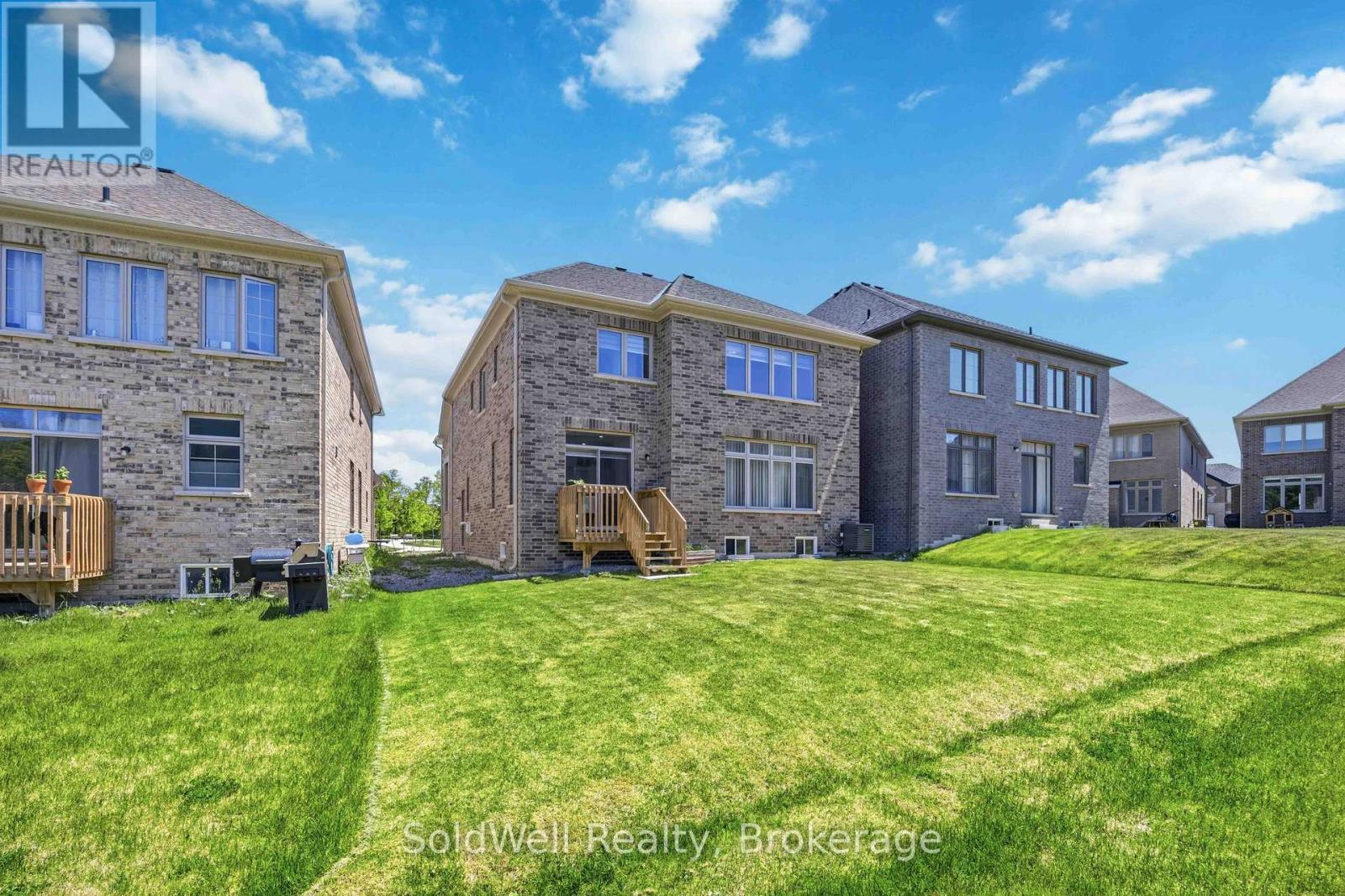 182 Silk Twist Drive, East Gwillimbury, ON