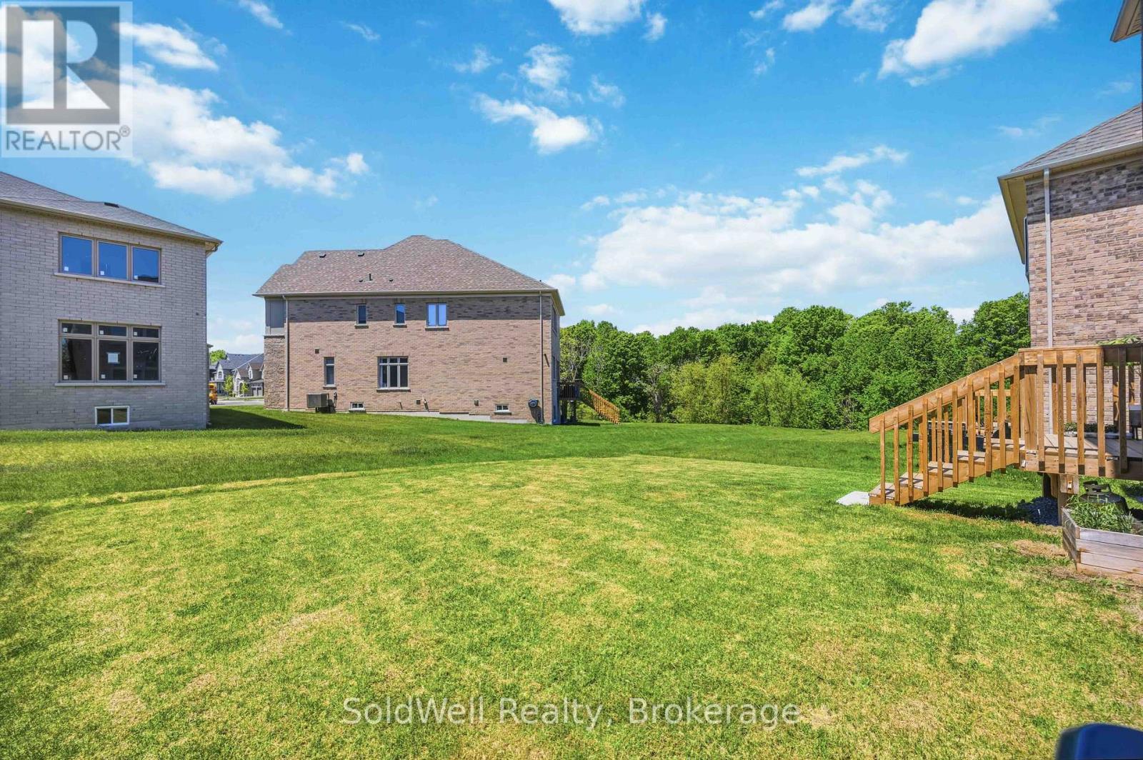 182 Silk Twist Drive, East Gwillimbury, ON