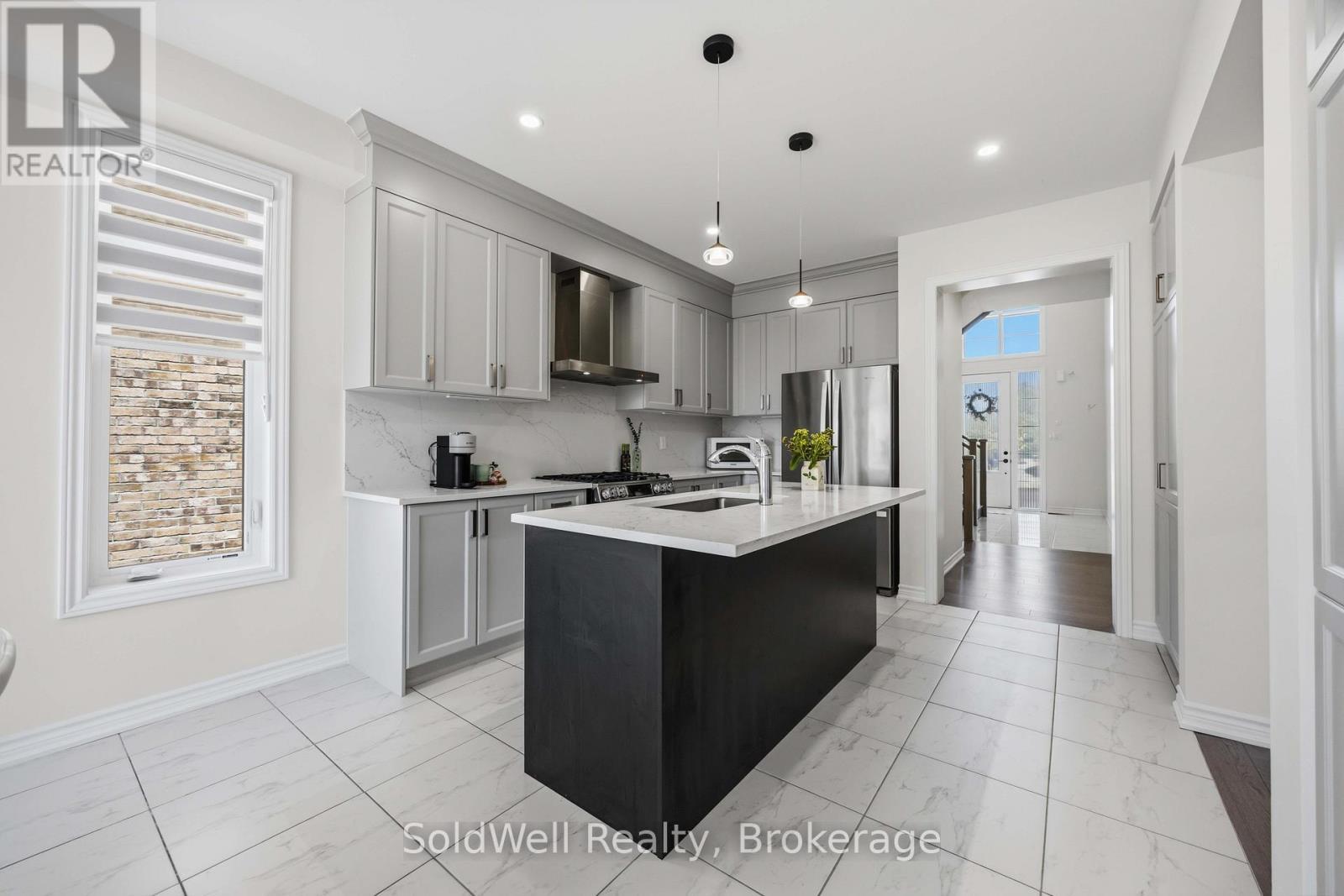 182 Silk Twist Drive, East Gwillimbury, ON