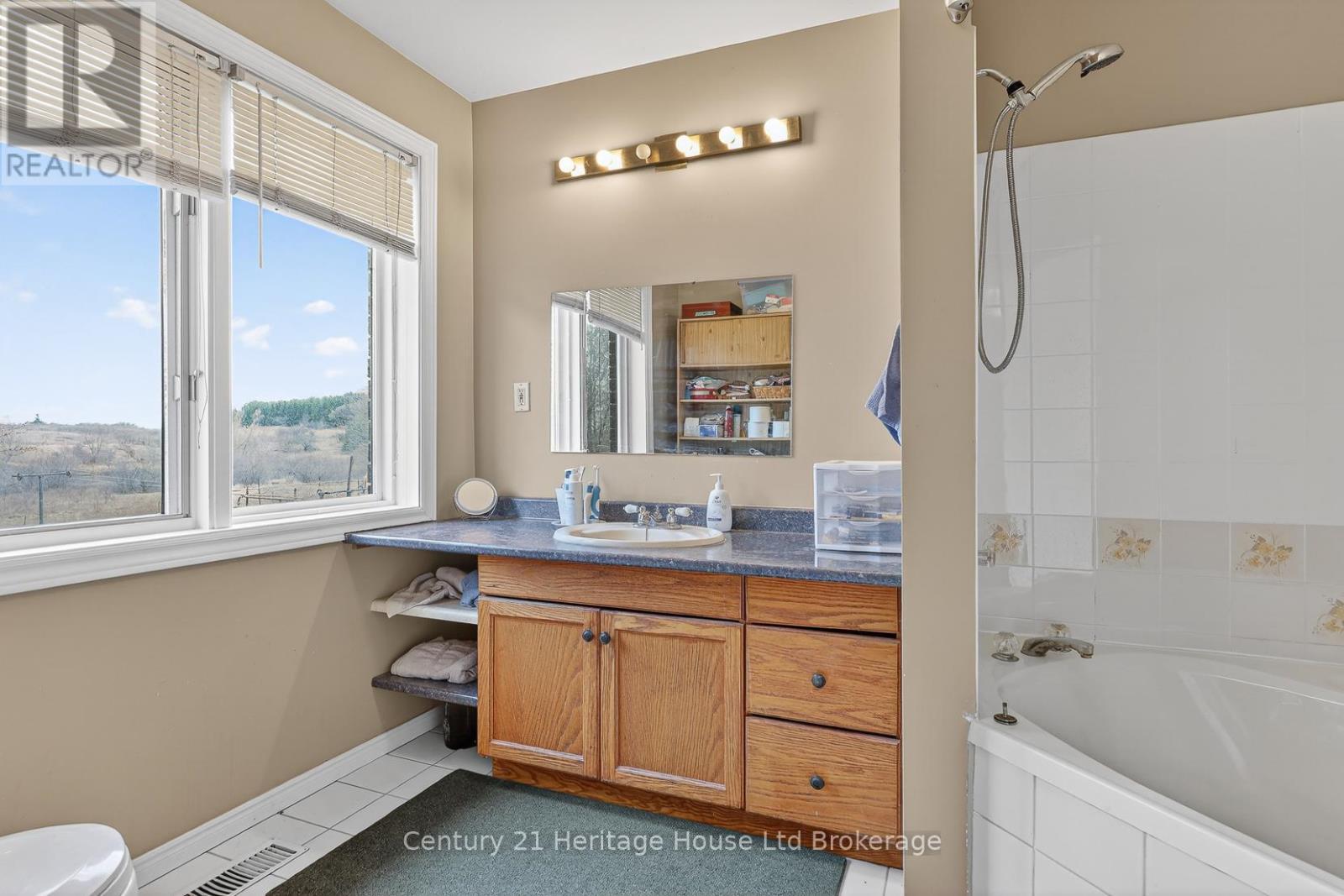 257 Bateman Line, Brant (Brantford Twp), ON