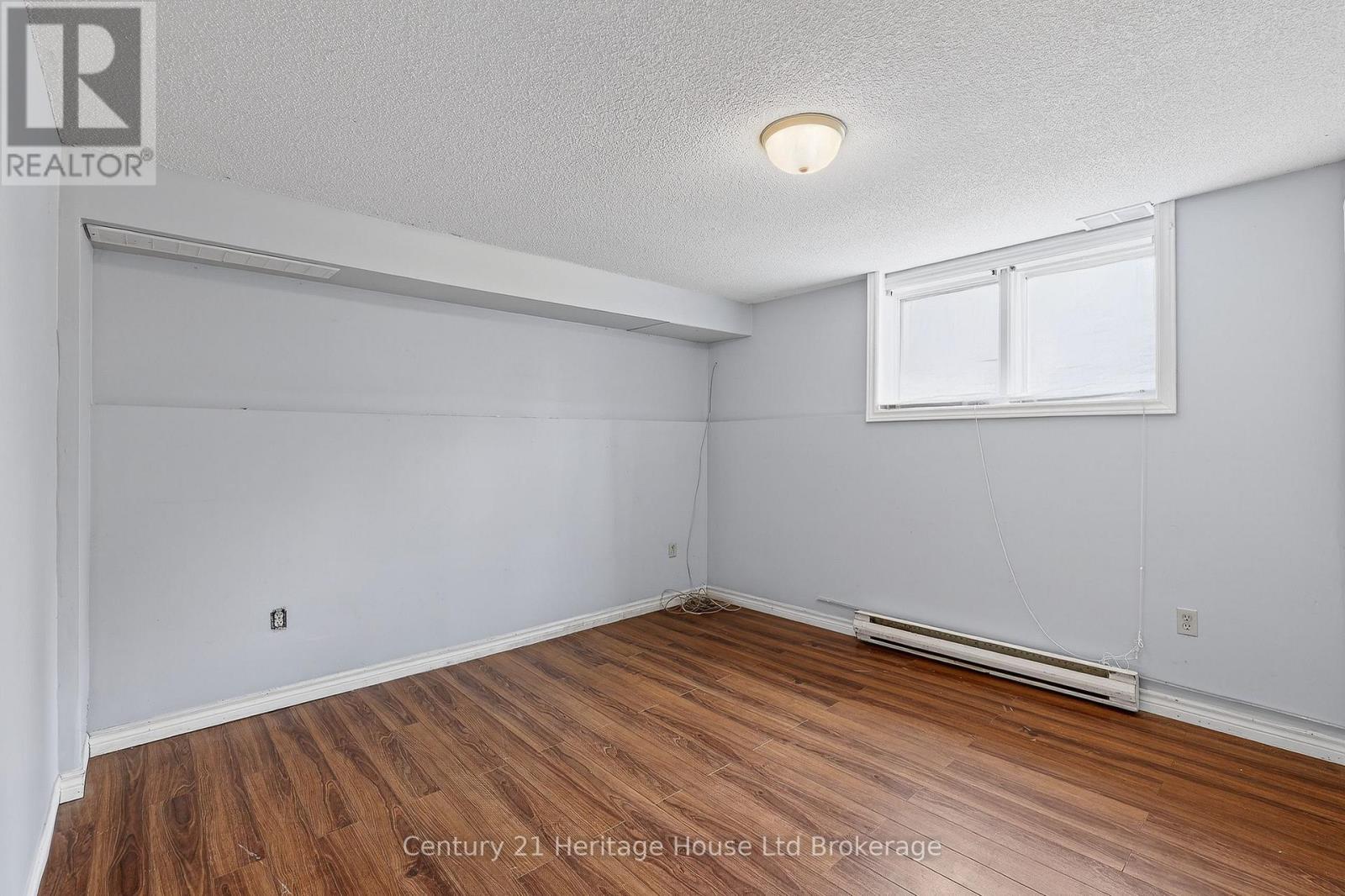 257 Bateman Line, Brant (Brantford Twp), ON