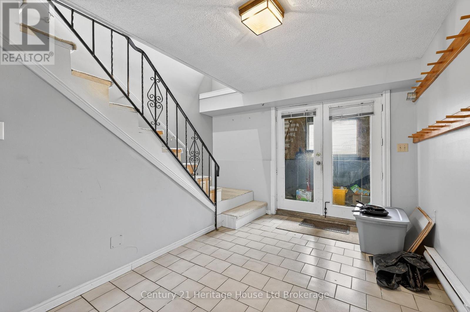257 Bateman Line, Brant (Brantford Twp), ON