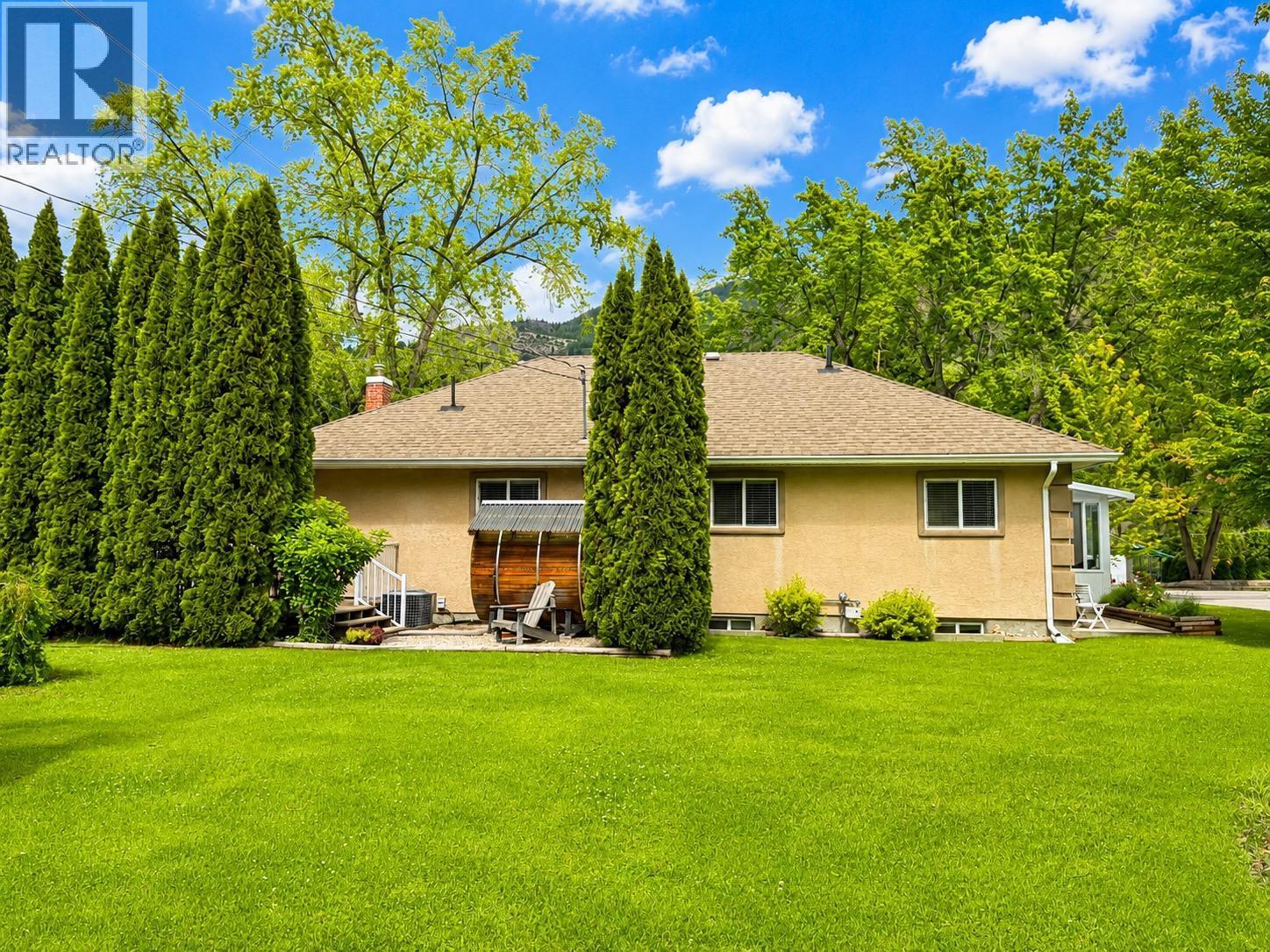 201 Ritchie Avenue, Trail, BC