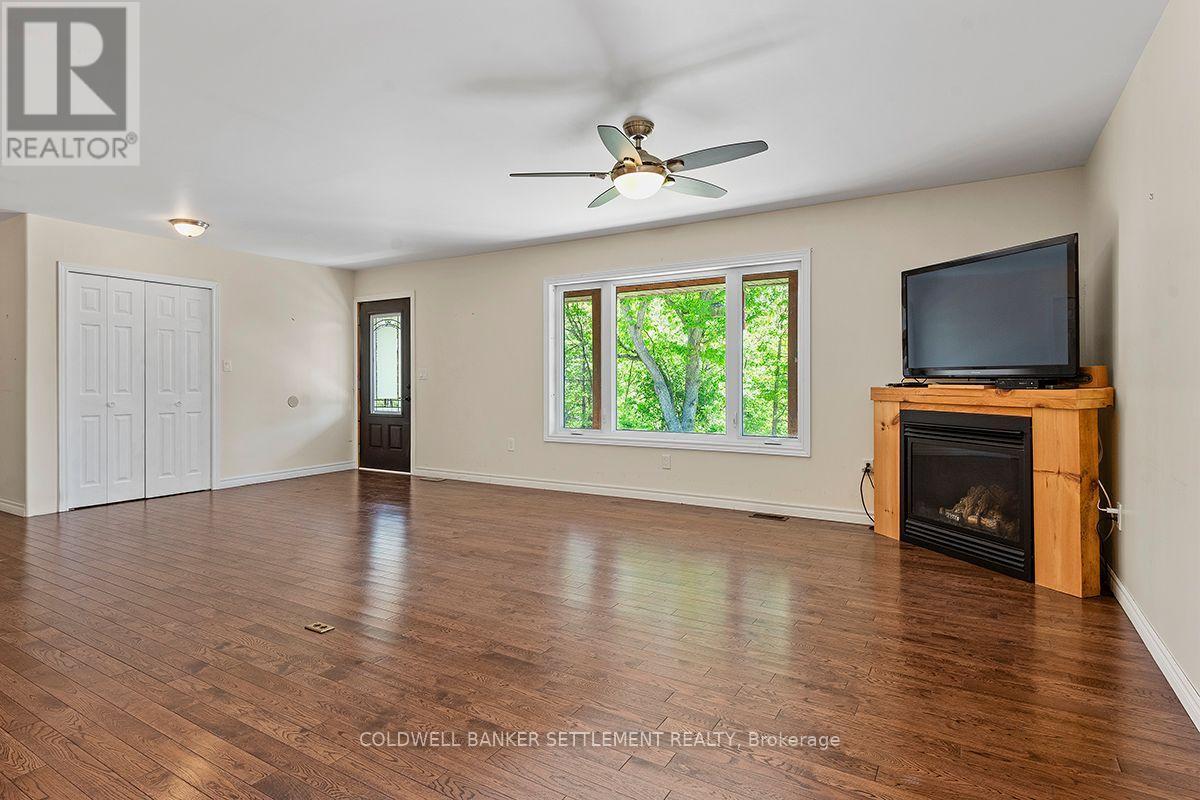 15 Redpath Lane, Rideau Lakes, ON