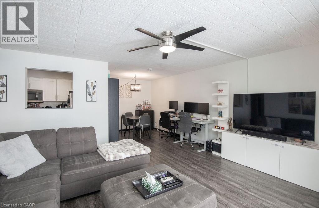 71 Vanier Drive Unit# 110, Kitchener, ON
