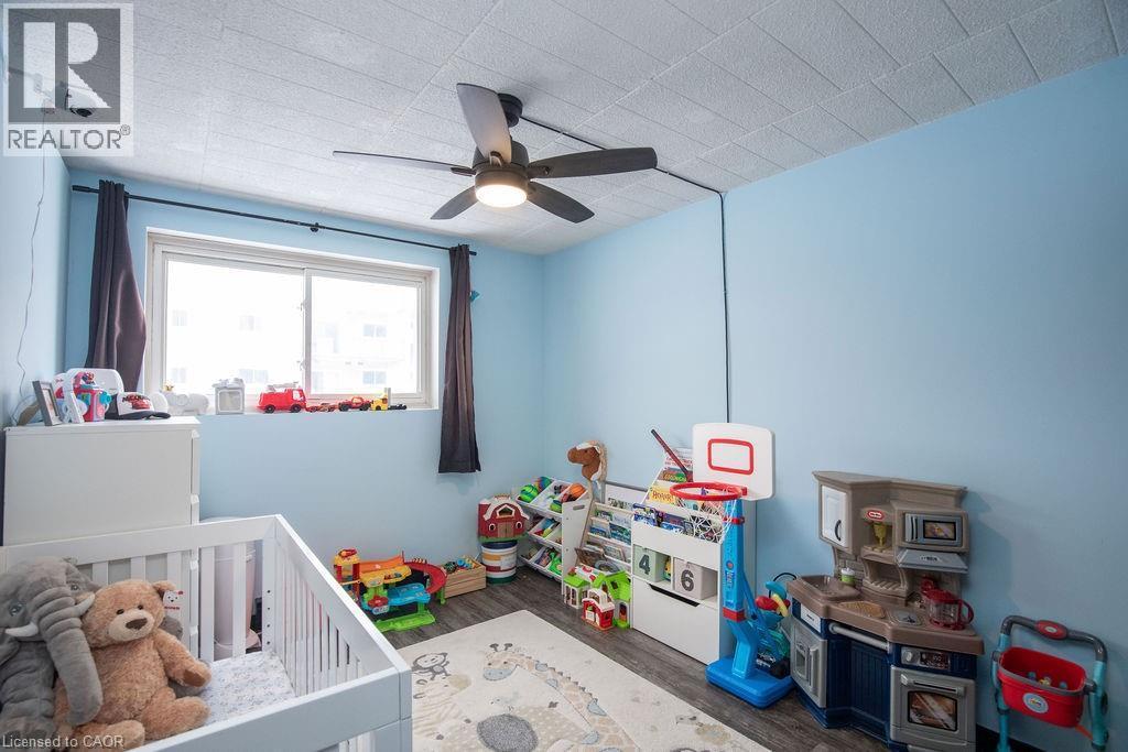 71 Vanier Drive Unit# 110, Kitchener, ON