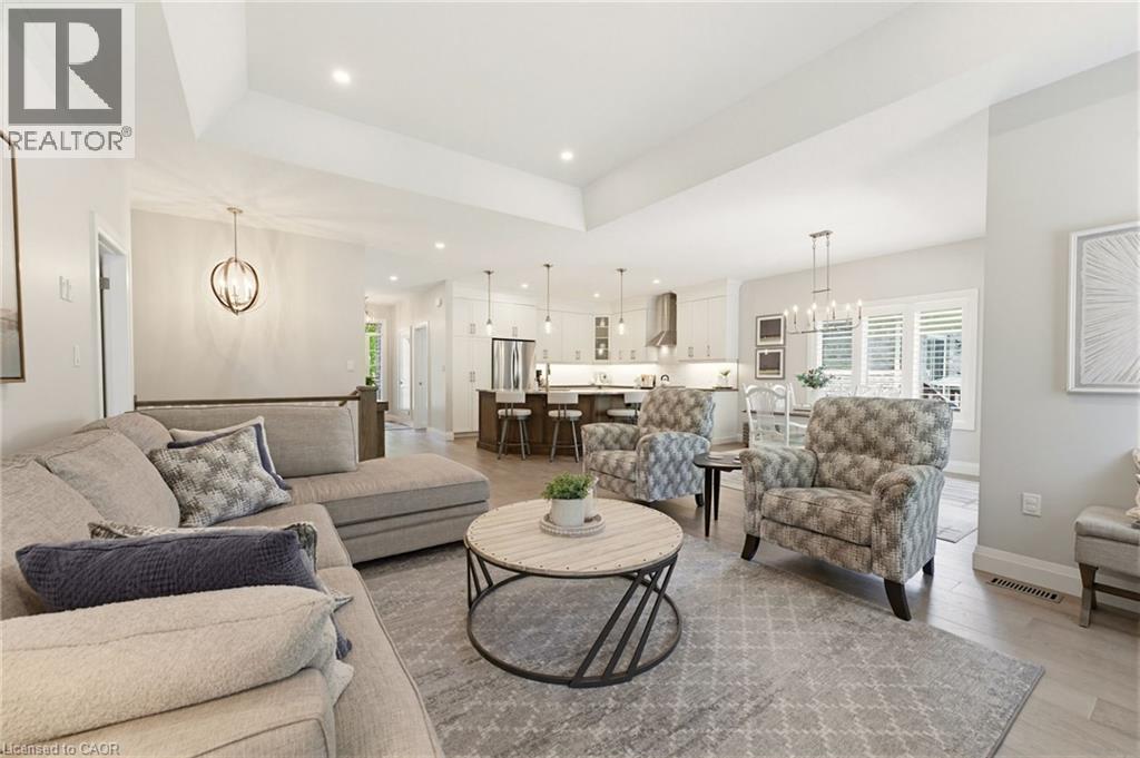 560 Rogers Road, Listowel, ON - Indoor Photo Showing Living Room