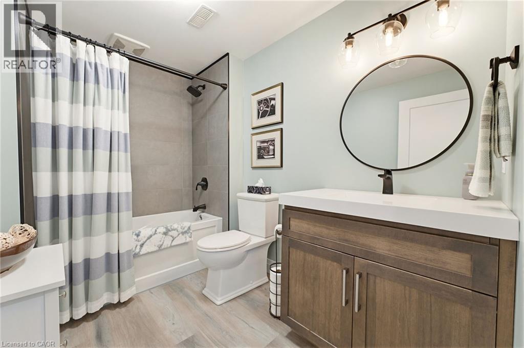 560 Rogers Road, Listowel, ON - Indoor Photo Showing Bathroom