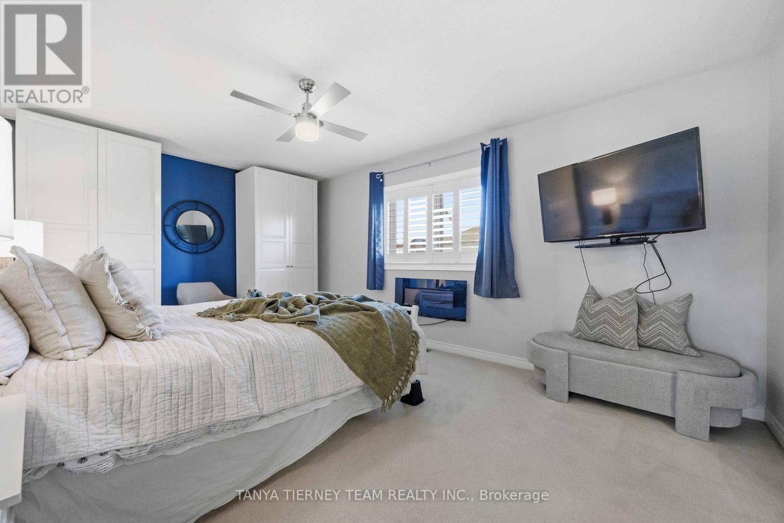 9 Penhurst Drive, Whitby, ON
