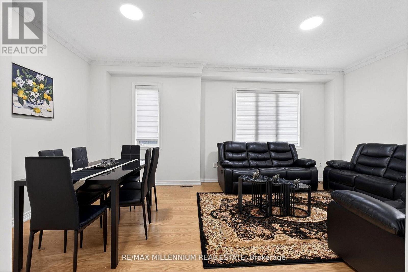 75 Twin Hill Crescent, Vaughan, ON