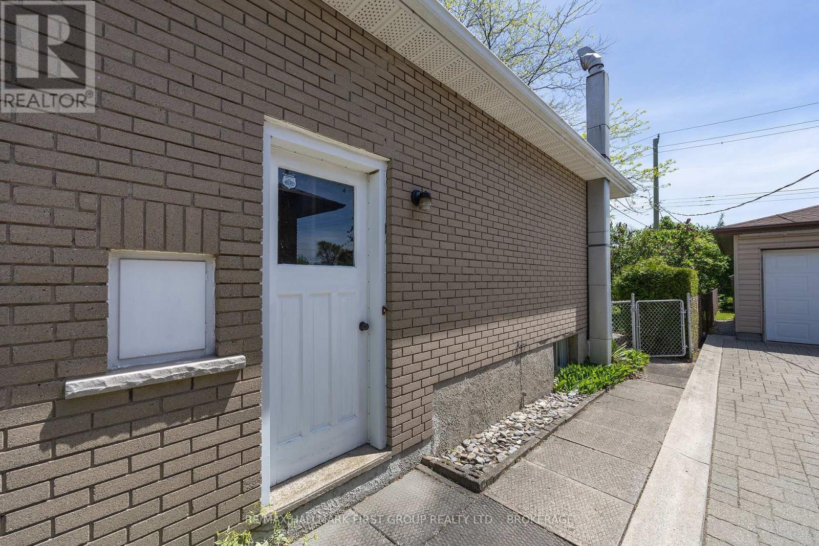 184 Kirkpatrick Street, Kingston (East Of Sir John A. Blvd), ON