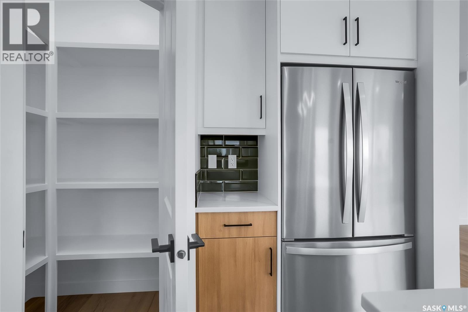 419 Nazarali Manor, Saskatoon, SK - Indoor