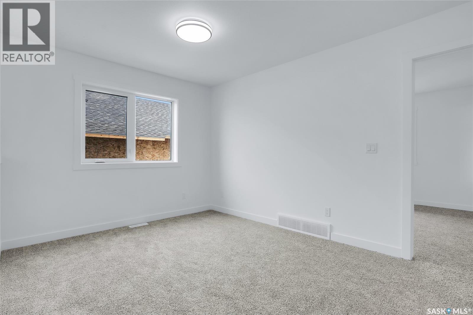 419 Nazarali Manor, Saskatoon, SK - Indoor Photo Showing Other Room