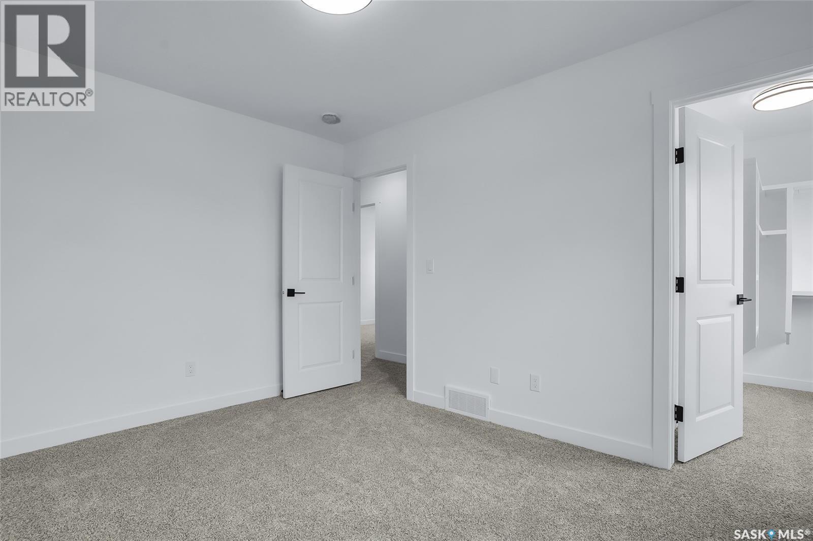 419 Nazarali Manor, Saskatoon, SK - Indoor Photo Showing Other Room