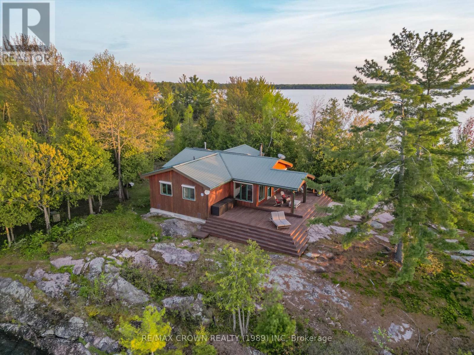 Island F I South East Bay, Callander, ON