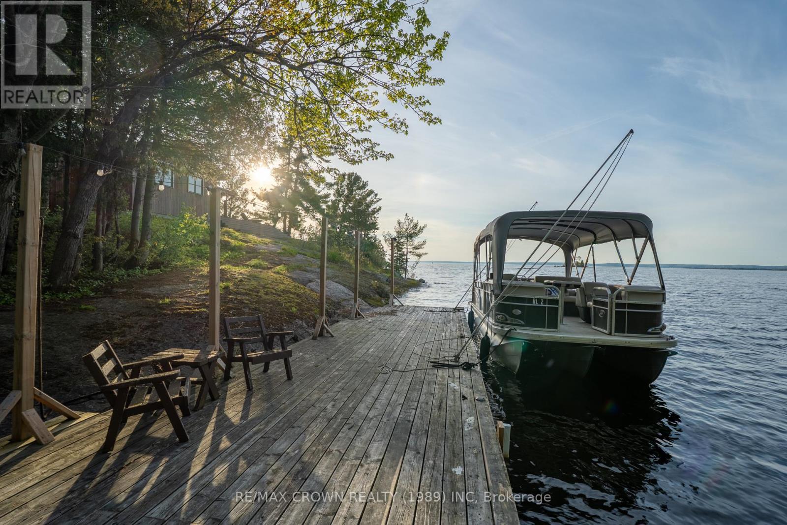 Island F I South East Bay, Callander, ON