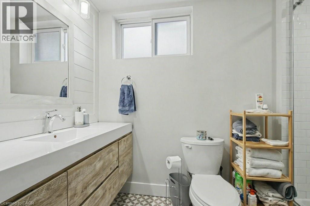 94 Devonglen Drive, Kitchener, ON