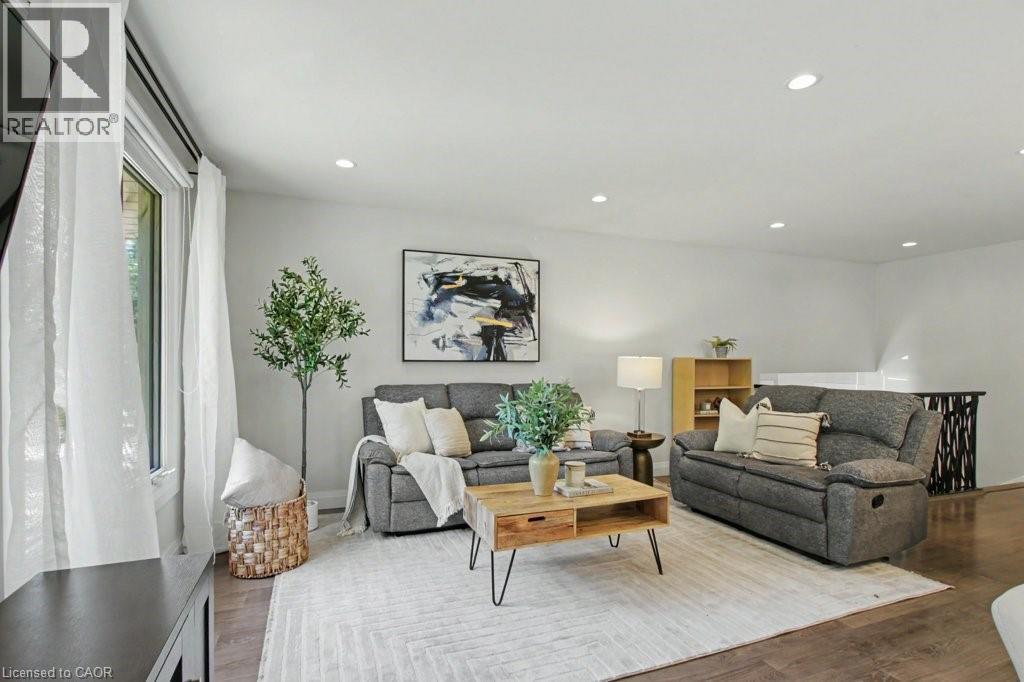 94 Devonglen Drive, Kitchener, ON