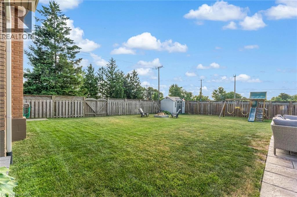 9924 Dickenson Road W, Hamilton, ON