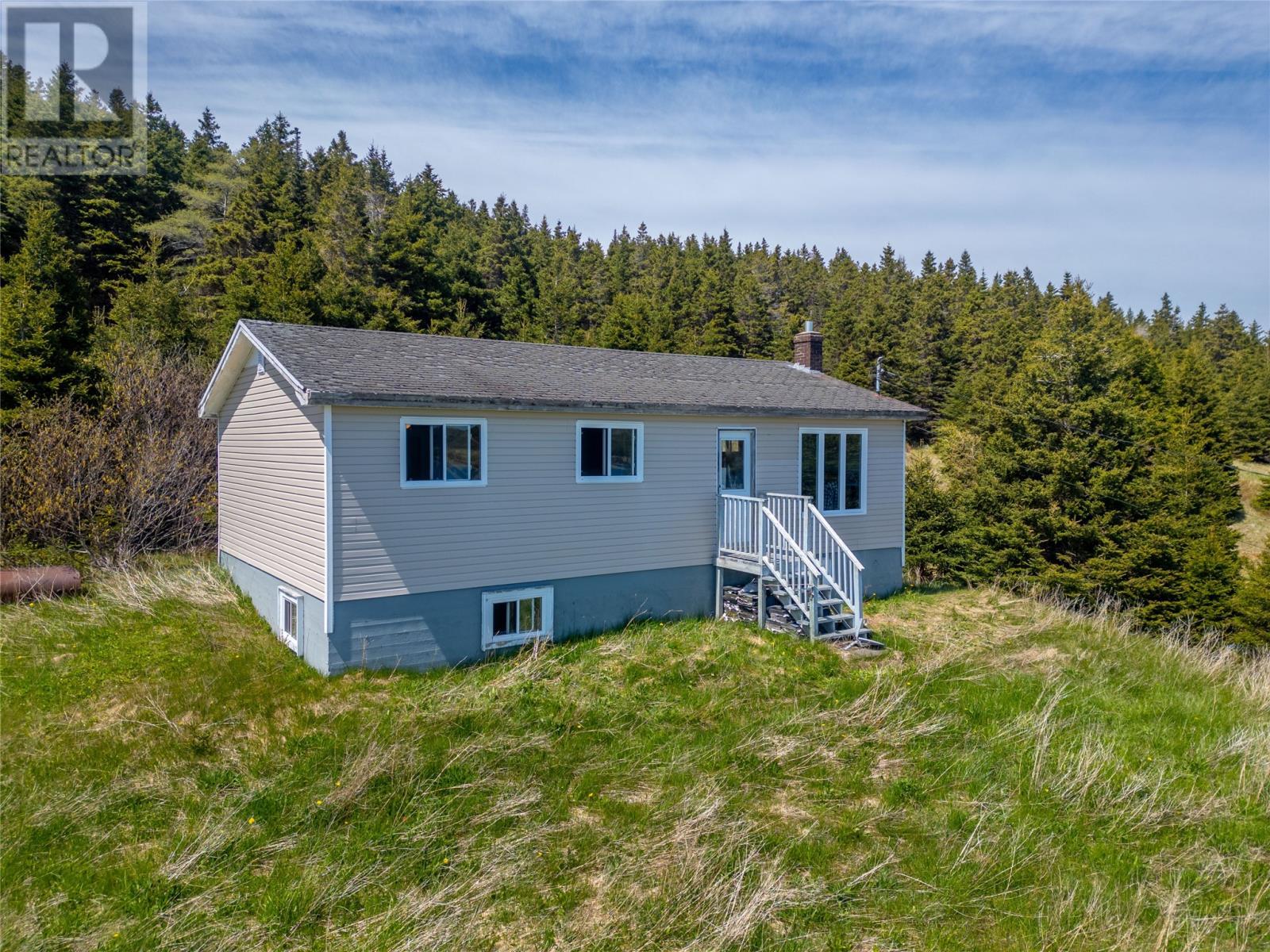 592 Main Road, Mount Carmel, NL
