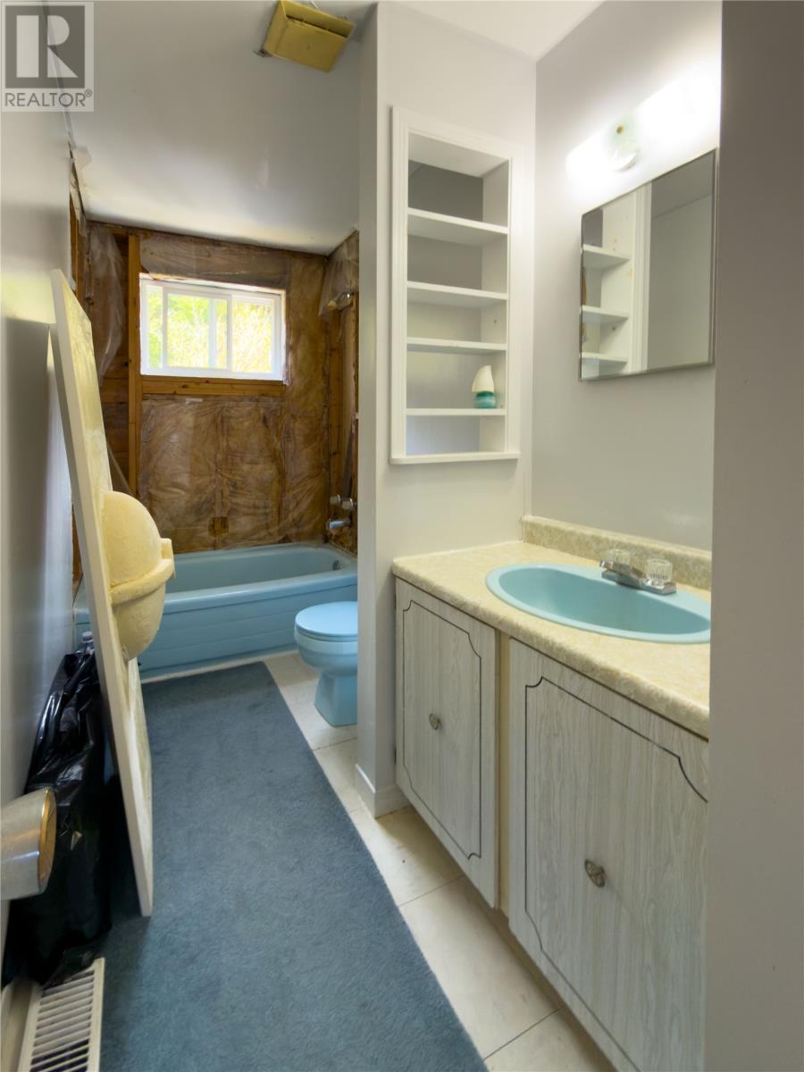 592 Main Road, Mount Carmel, NL