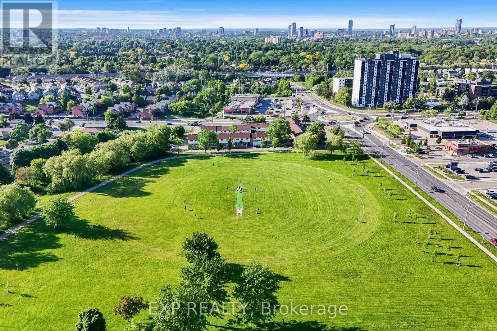 124 Dunsmere Drive, Kitchener, ON