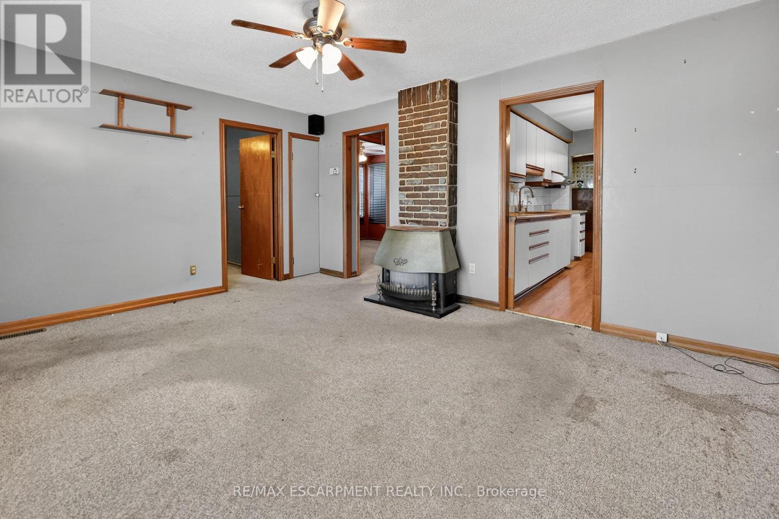 80 Walter Avenue N, Hamilton, ON