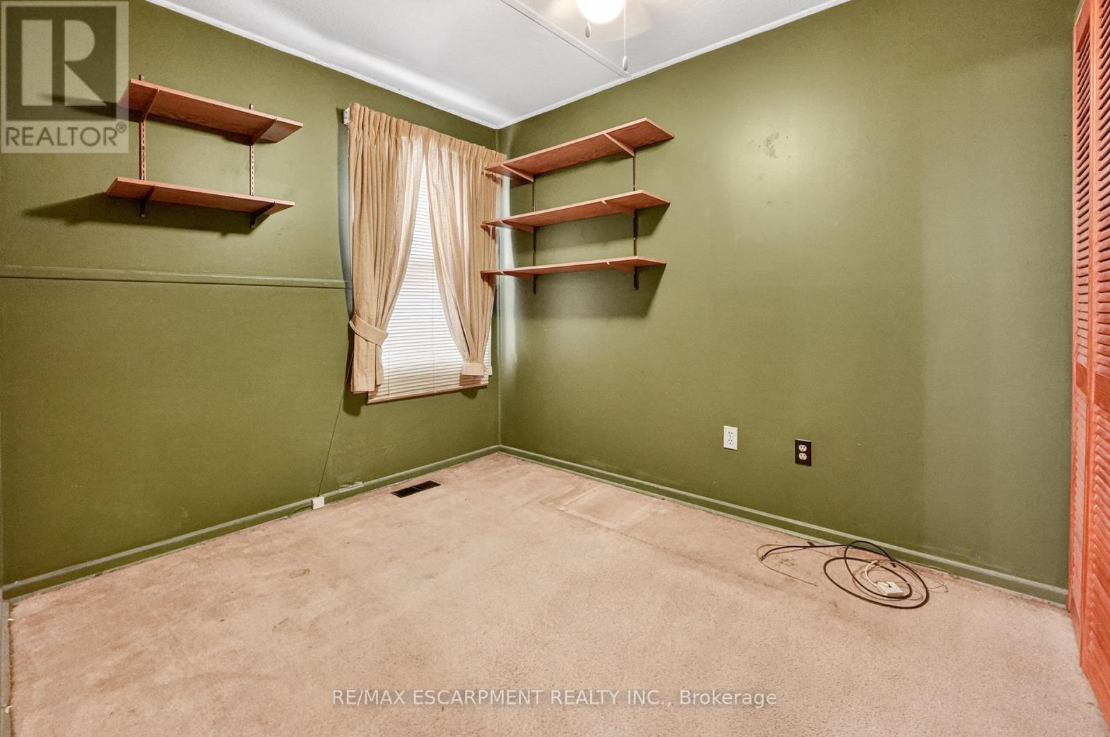 80 Walter Avenue N, Hamilton, ON