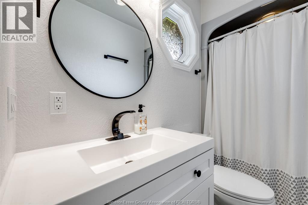 66 Shawnee Court, Leamington, ON