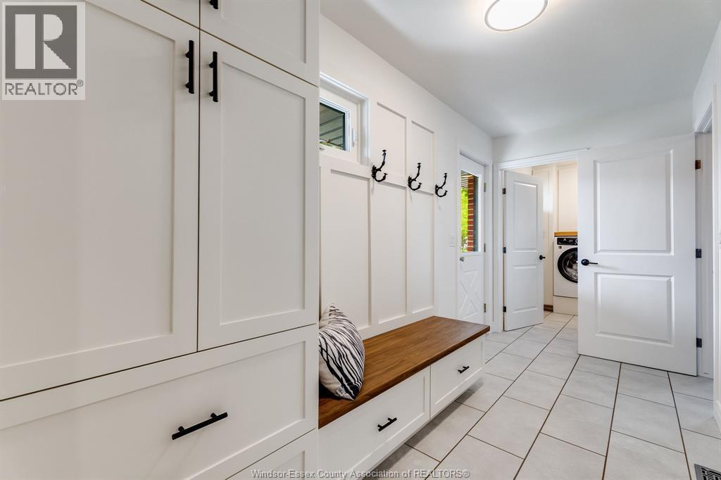66 Shawnee Court, Leamington, ON