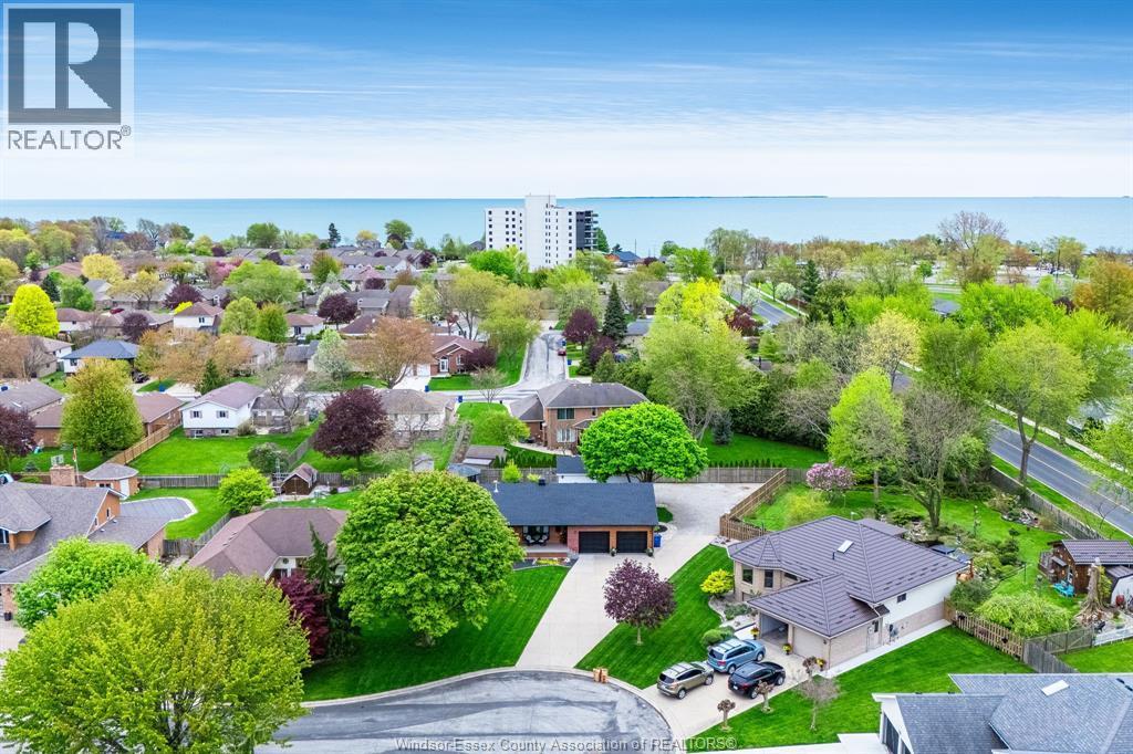 66 Shawnee Court, Leamington, ON