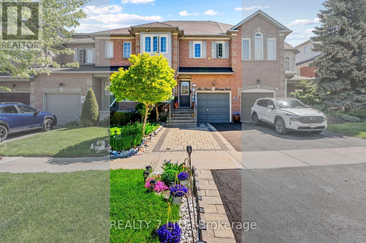 211 Downey Circle, Aurora, ON