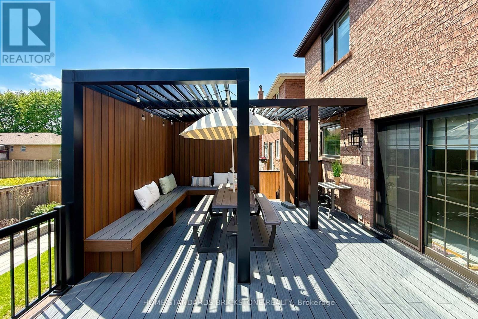139 Pinewood Drive, Vaughan, ON