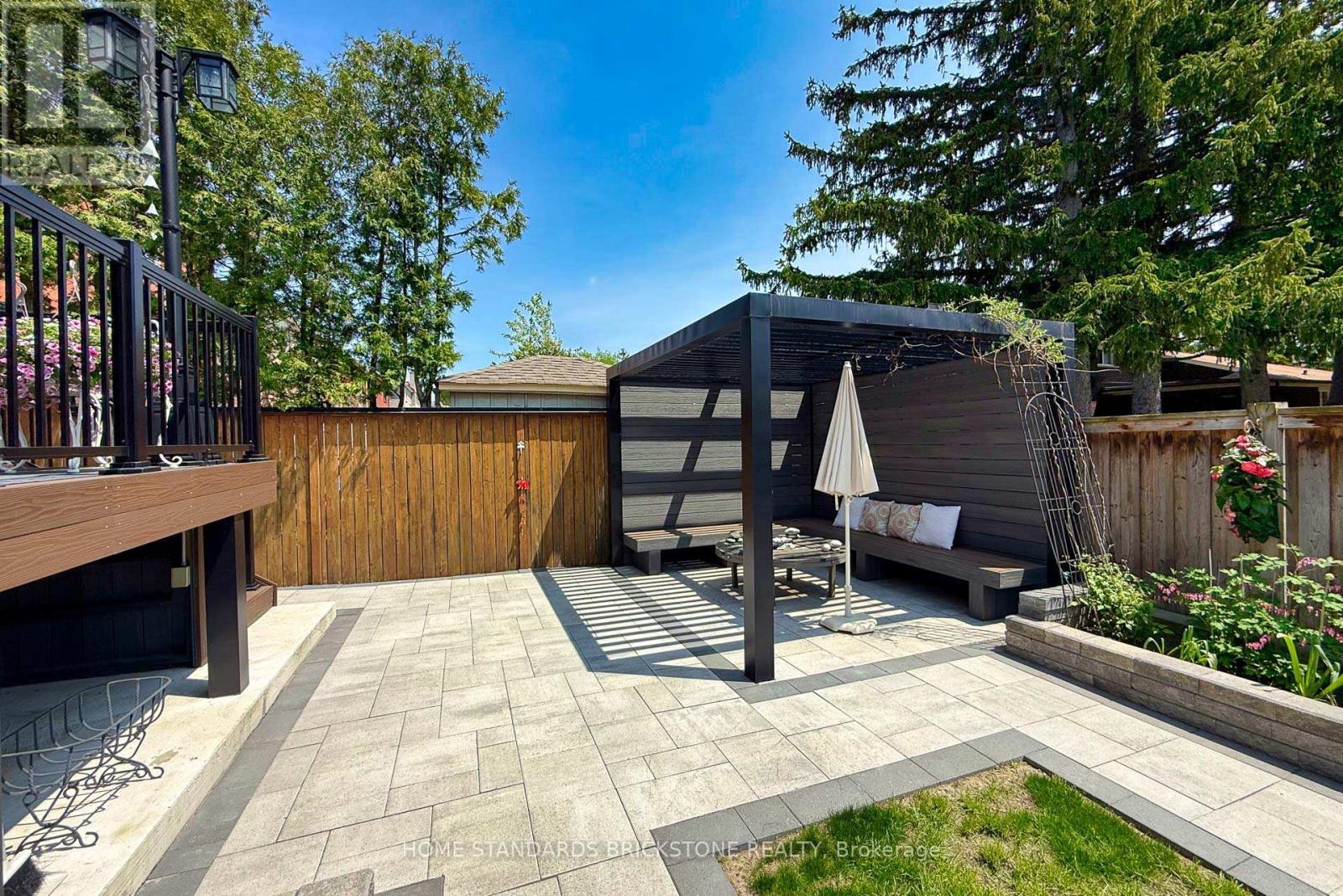 139 Pinewood Drive, Vaughan, ON