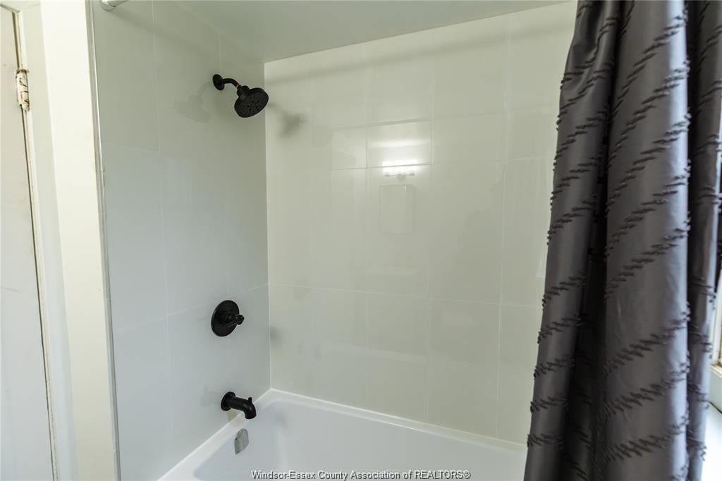36 Barthe, Chatham, ON