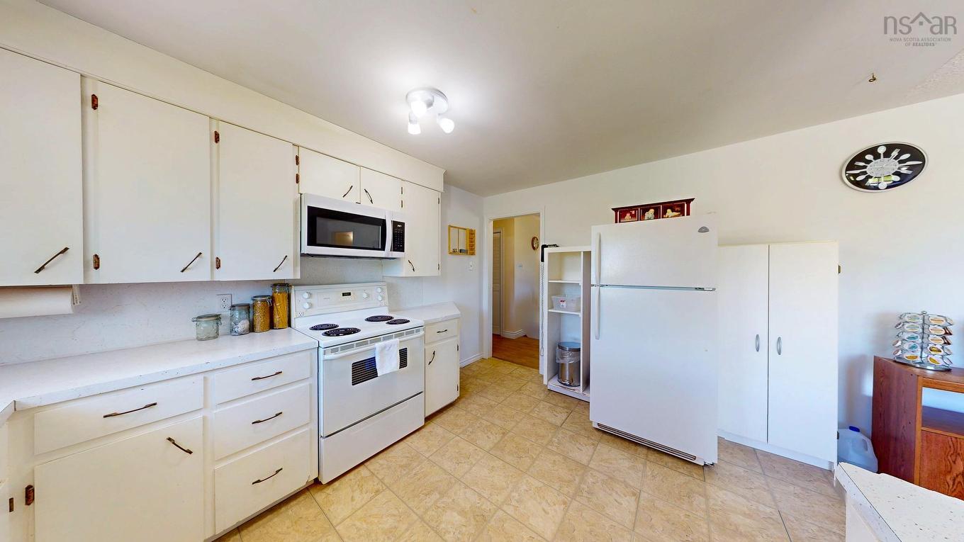 10 Leighton Drive, Brooklyn, NS