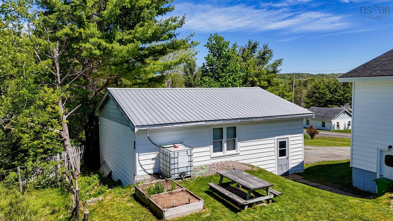 10 Leighton Drive, Brooklyn, NS