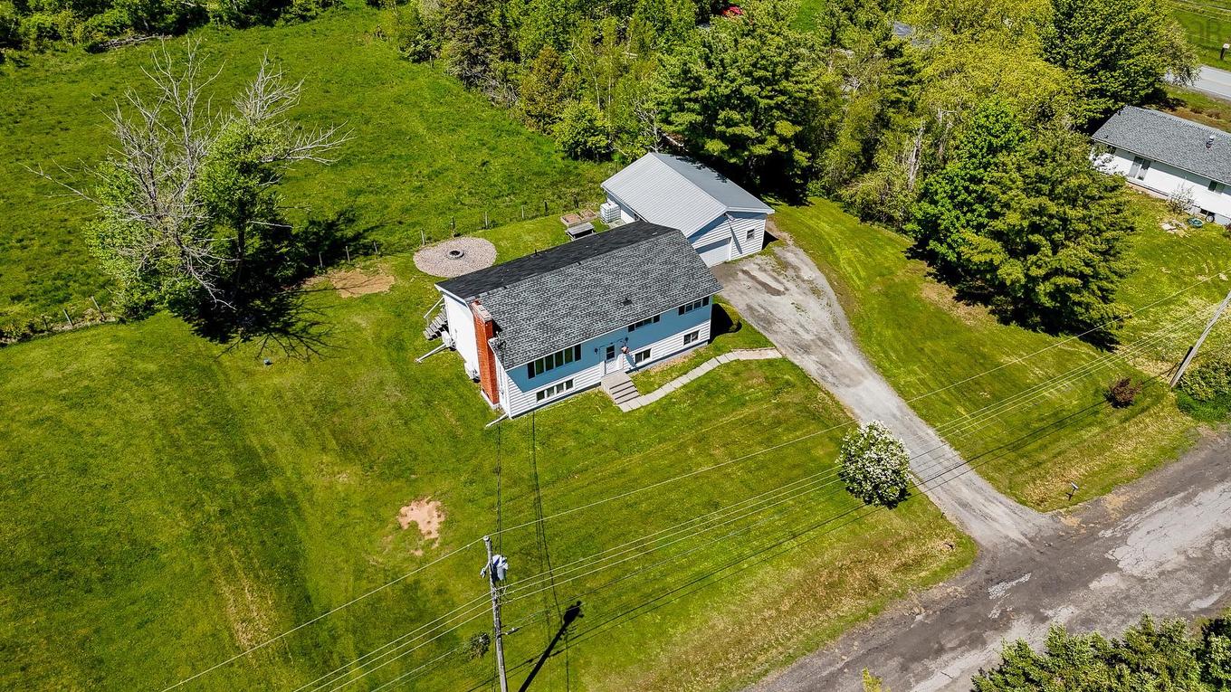 10 Leighton Drive, Brooklyn, NS