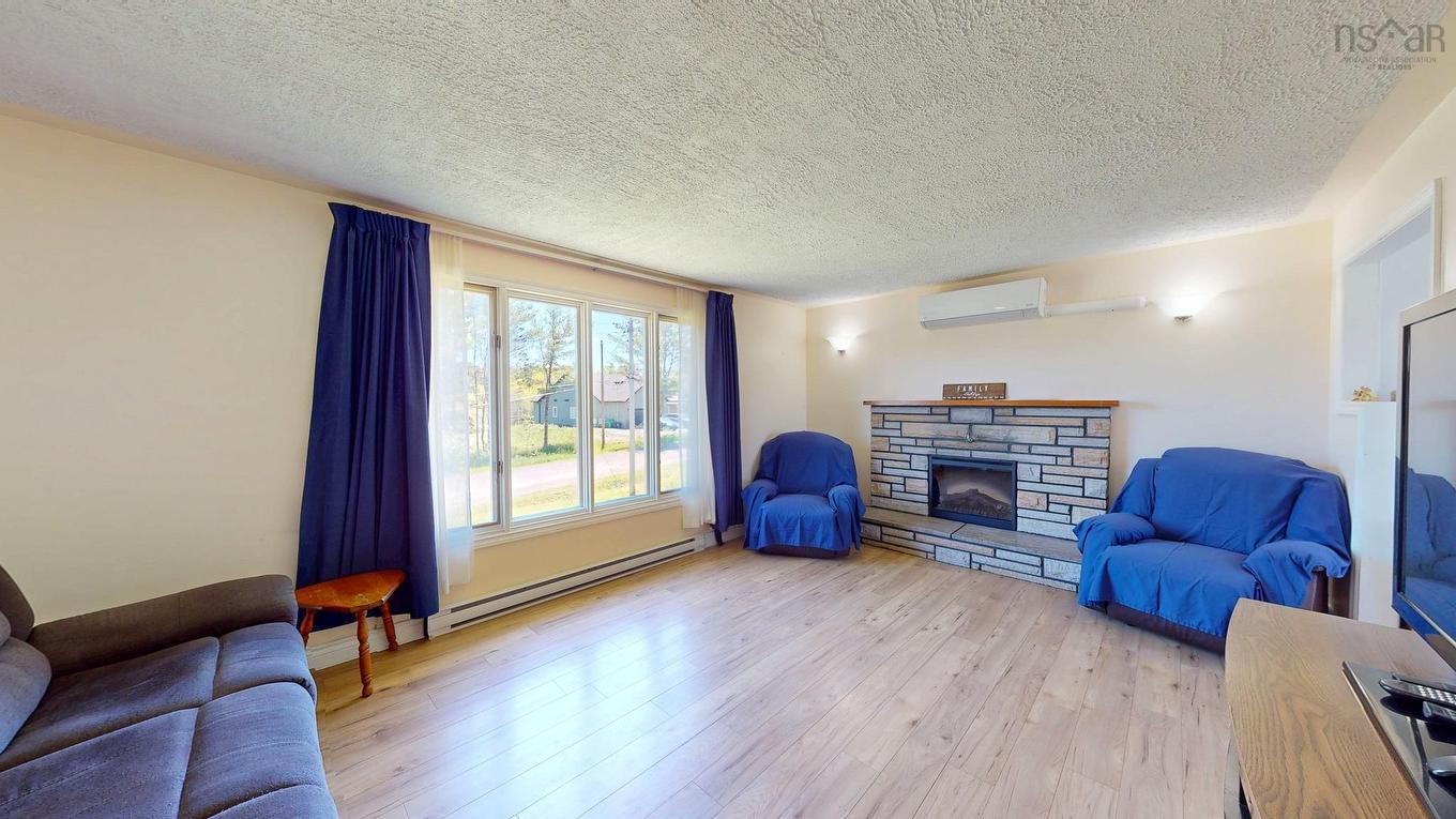 10 Leighton Drive, Brooklyn, NS