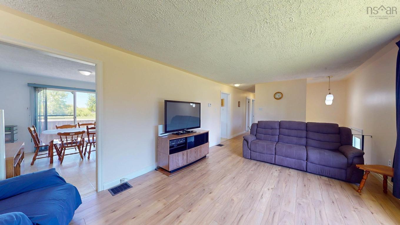 10 Leighton Drive, Brooklyn, NS