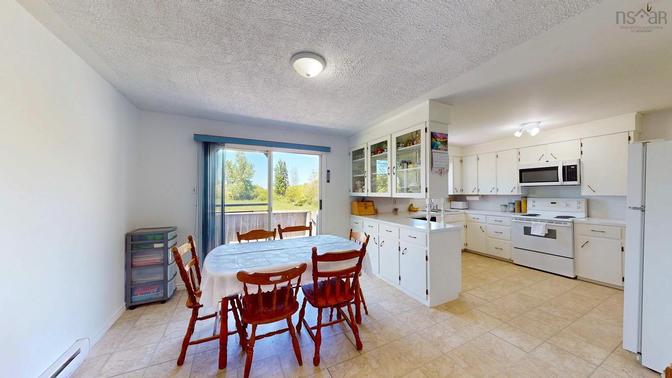 10 Leighton Drive, Brooklyn, NS