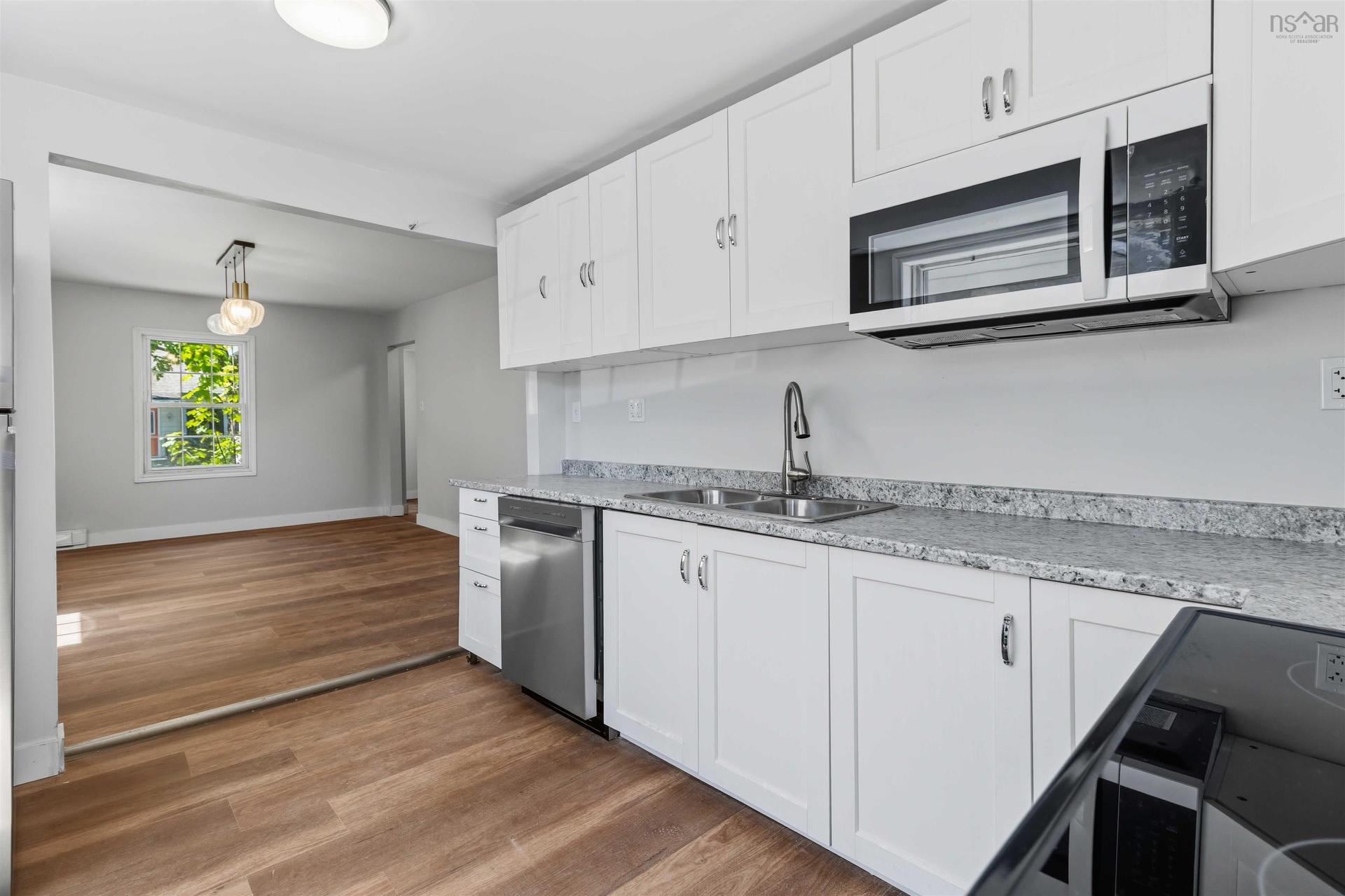 28 Symonds Street, Dartmouth, NS