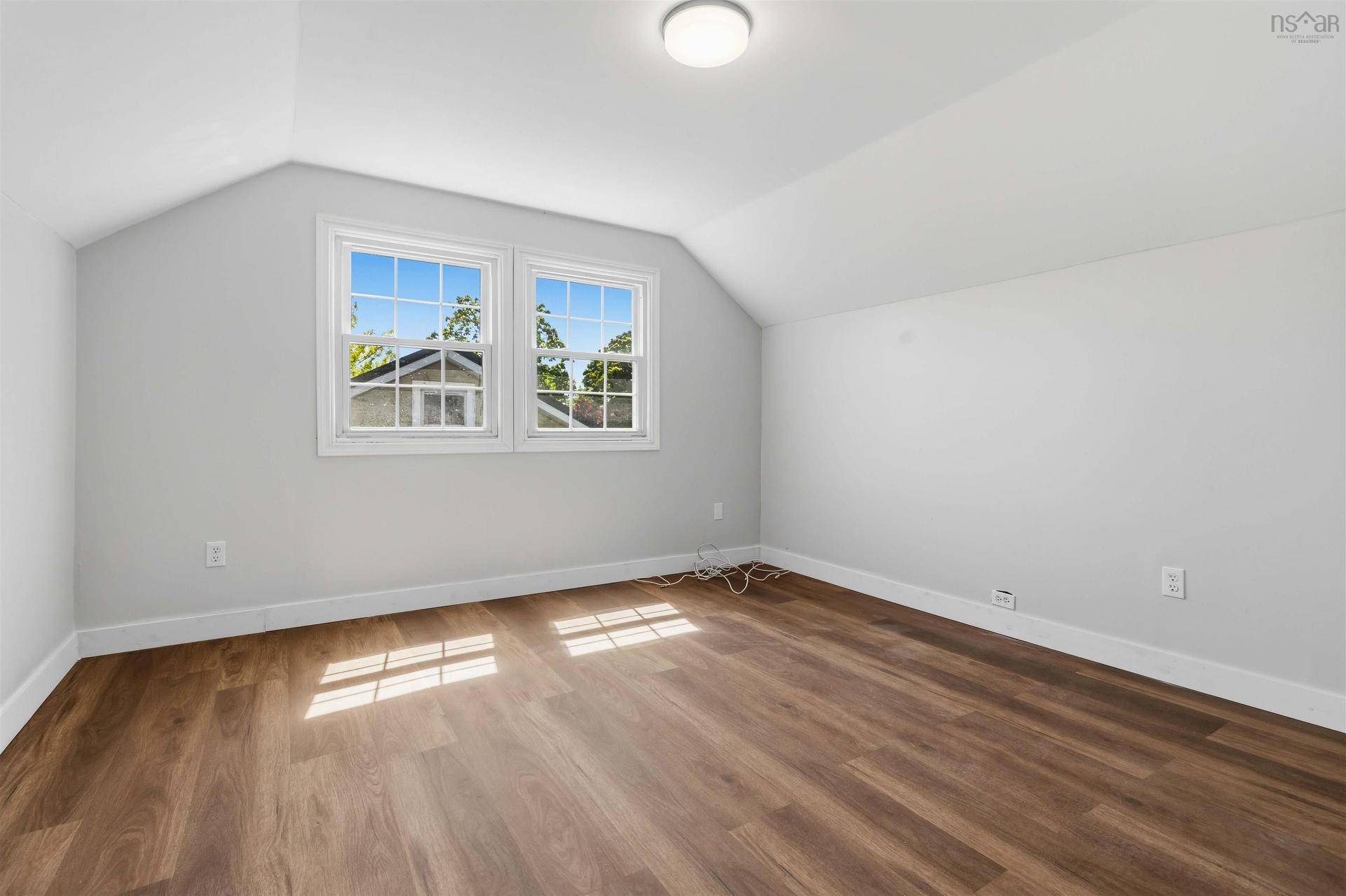 28 Symonds Street, Dartmouth, NS