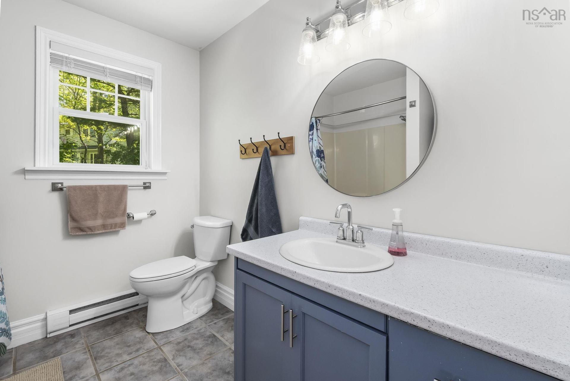 82 Hirtle Drive, Bridgewater, NS