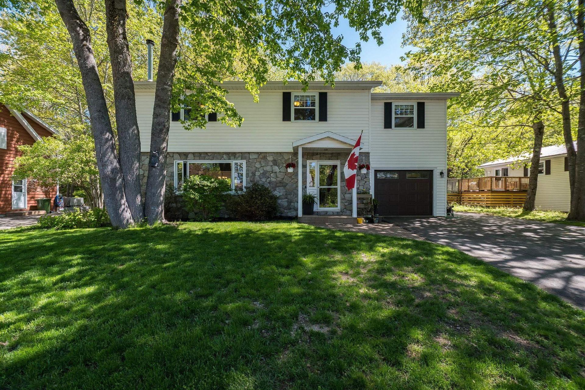 82 Hirtle Drive, Bridgewater, NS